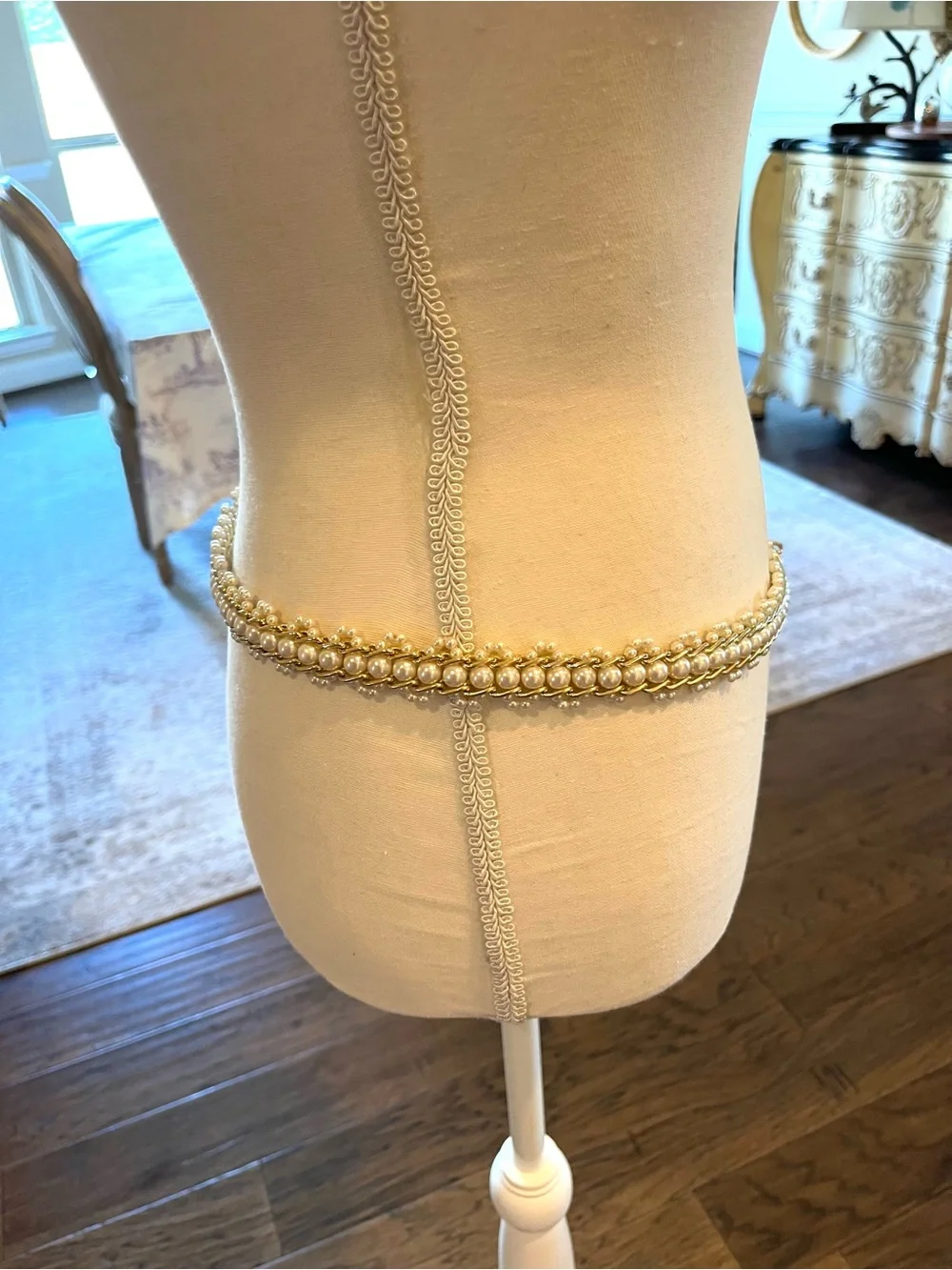 Gold Chain Link Belt with Pearl Accents Hong Kong Vintage